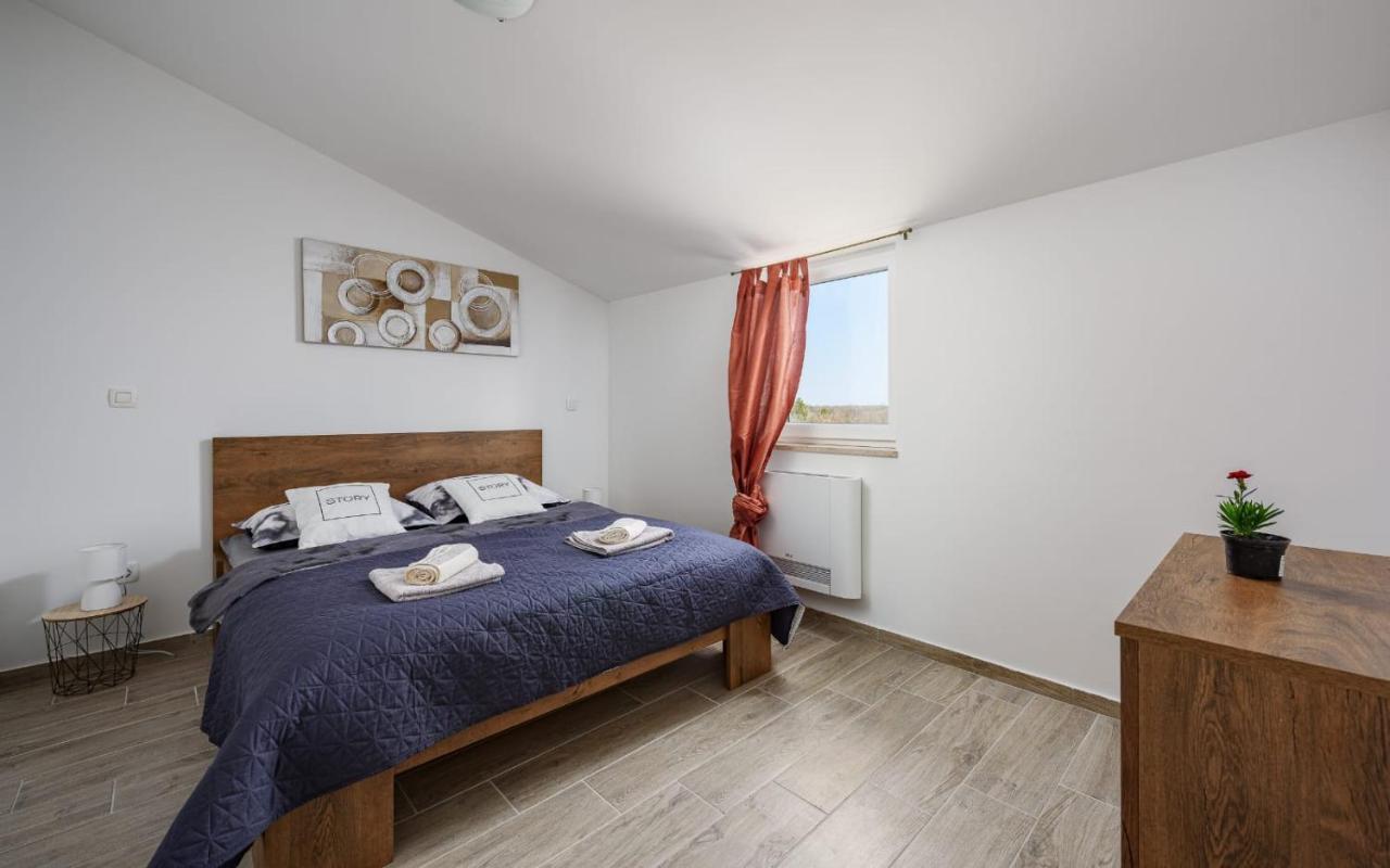 Apartments Valeria Divsici Luaran gambar