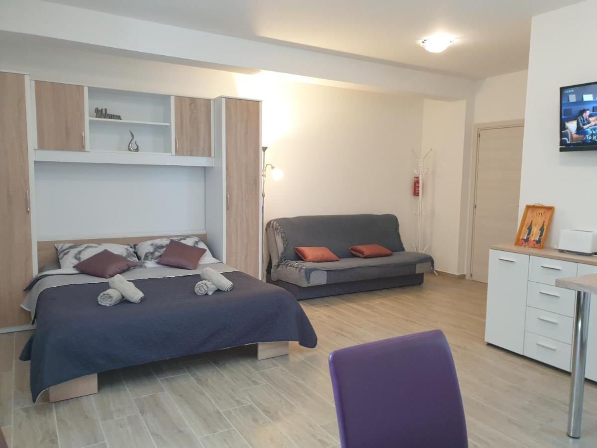 Apartments Valeria Divsici Luaran gambar